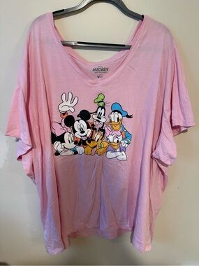 Disney Pink Women’s Mickey and Friends Graphic Tee Goofy Minnie Daisy Donald